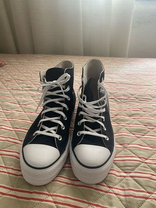 Converse plataforma negras y blancas