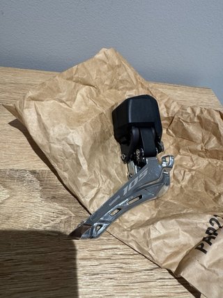 Shimano 105 Di2 R7170 12V Grupo Completo