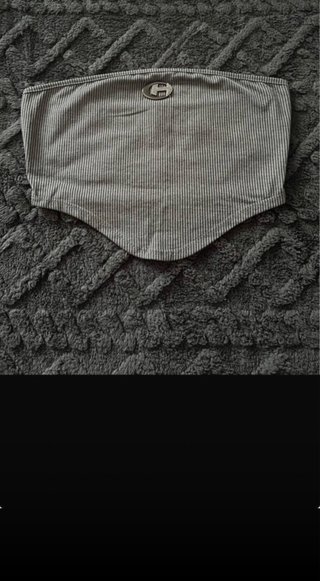 Top gris de canalé