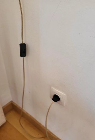 Lámpara de pared artesanal madera y cristal