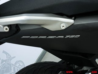 HONDA FORZA 750 ¿A2?