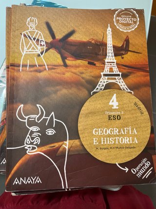 Geografía e Historia 4 ESO ISBN 978-84-1431-2731-9