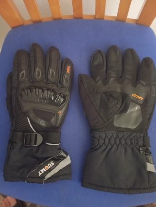 Casco Bultaco Moto talla M y guantes  talla L con