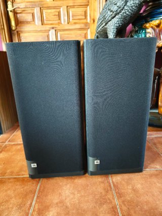 Altavoces JBL LX500