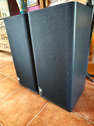 Altavoces JBL LX500