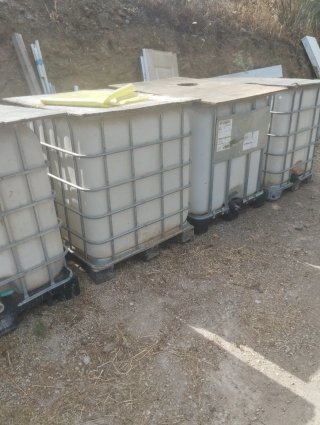 Depósito agua 1000L con adaptador