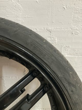 Set de 4 ruedas completas Cadillac — Giovanna 26”