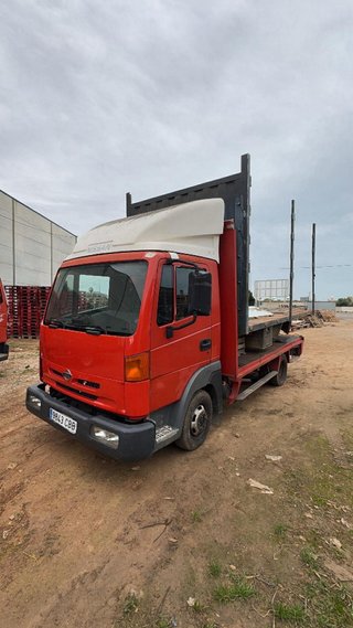 NISSAN ATLEON 120