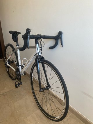 Bicicleta de carretera Talla XS Triban.