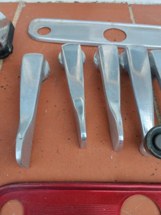 Conjunto Manetas Seat 600