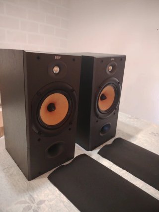 Bowers y wilkins