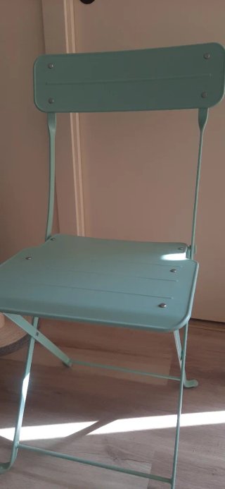 Silla plegable verde menta Ikea exterior