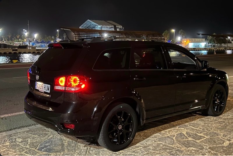 FIAT Freemont 2012 - foto 1