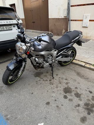 Yamaha FZ6 Naked