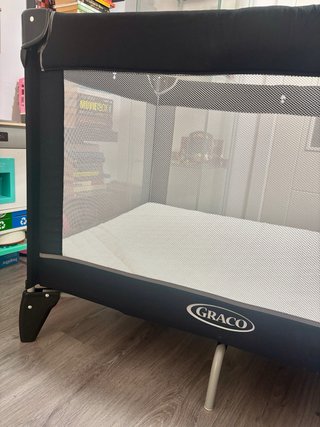 Cuna de viaje Graco con colchón 100X70