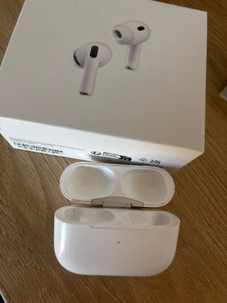 Caja AirPods pro