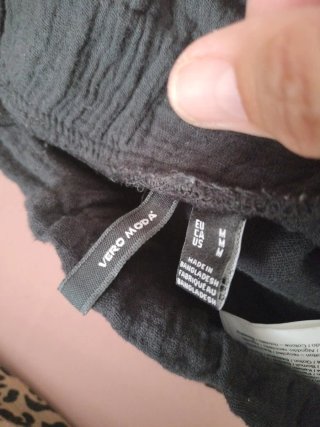 Vero Moda Short Negro Talla M