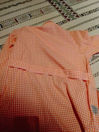 Bata infantil naranja cuadros