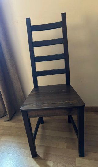 2 Sillas de Comedor de Madera