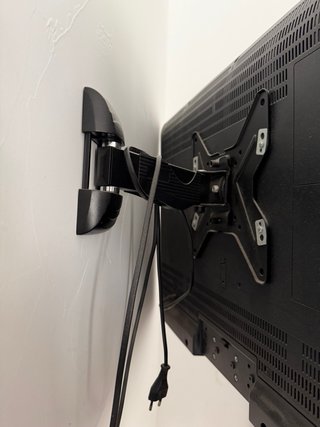 Televisión OKI 32” - HDMI / TDT / Alta Definición