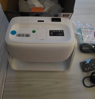 Proyector Portátil  blanco.Nuevo.