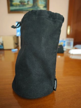 Funda Nikon para óptica fotográfica