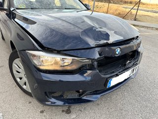 BMW Serie 3 2012 ACCIDENTADO