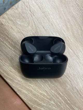 Jabra Elite 4 Active Neri