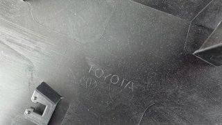 Moldura puerta Toyota