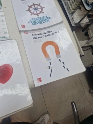 Libros de grados de diferentes cursos