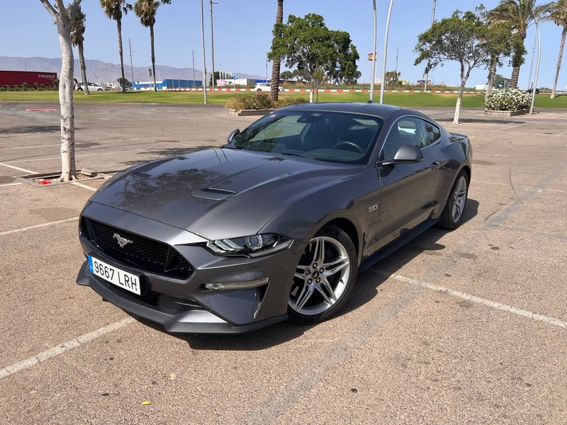 Ford Mustang Fastback GT 5.0 450cv manual V8 - foto 1