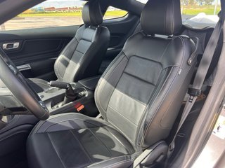 Ford Mustang Fastback GT 5.0 450cv manual V8