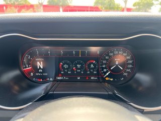 Ford Mustang Fastback GT 5.0 450cv manual V8