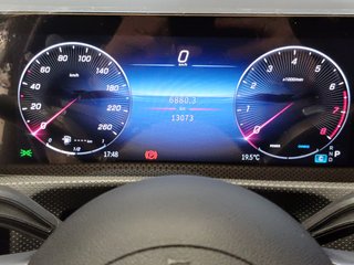 Mercedes-Benz Clase CLA 200 COUPE-2025