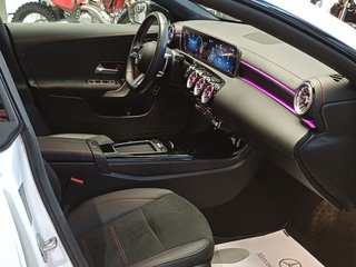 Mercedes-Benz Clase CLA 200 COUPE-2025