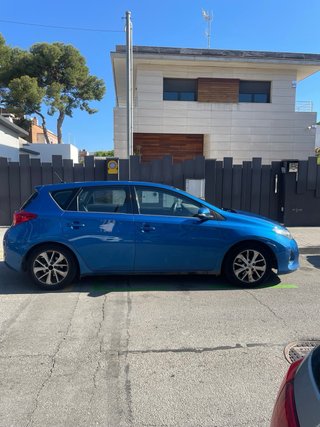 Toyota Auris 2014