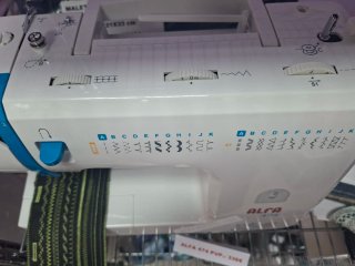 Máquina de coser Alfa 474