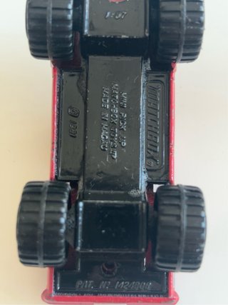 Matchbox Mini Pick-Up 4WD Aspen Ski Holidays 1981