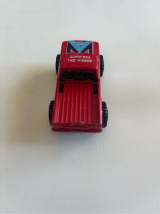 Matchbox Mini Pick-Up 4WD Aspen Ski Holidays 1981