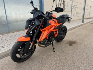 KTM 1390 SUPER DUKE R NAKED