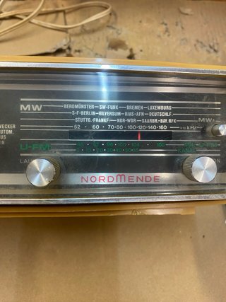Radio despertador Nordmende años 60/70