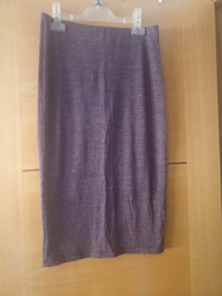 Falda Zara Talla L Morado