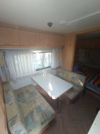 Caravana Bürstner Fun 490 TK Sportive con mover