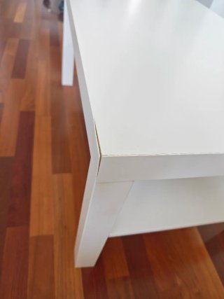 Mesita de salón blanca de madera