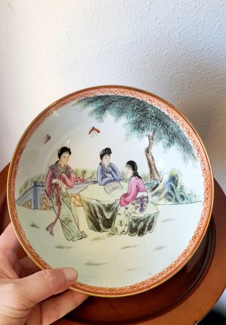 Cuenco de porcelana china pintado a mano
