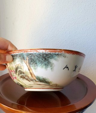 Cuenco de porcelana china pintado a mano