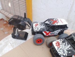 Lote 4 coches radiocontrol (falta mando)