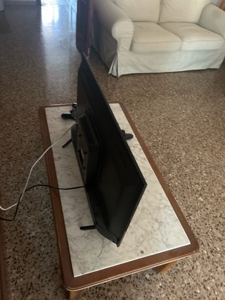 Televisión negra fon nexflix y de todo