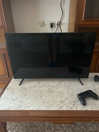 Televisión negra fon nexflix y de todo