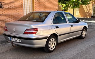 Peugeot 406